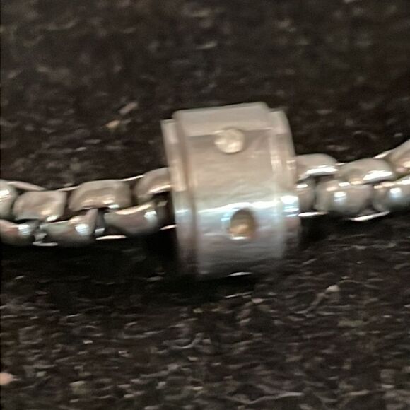 Stainless steel double box chain bracelet w/3- tricolor rings w/crystal accents - Picture 3 of 13